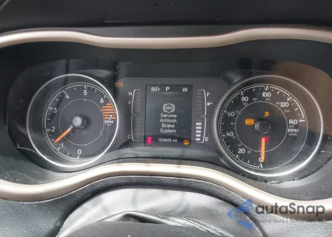 2017 Jeep Cherokee Latitude 4X4 from USA, damaged, VIN 1C4PJMCB8HW520939